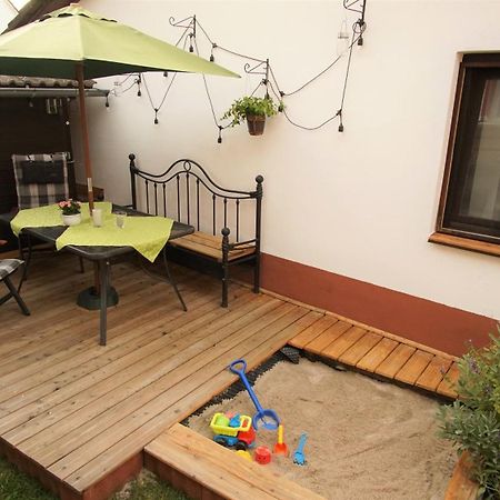 Rosi'S Haeusle Schwarzwald / Terasse Mit Garten Fluorn-Winzeln Екстериор снимка